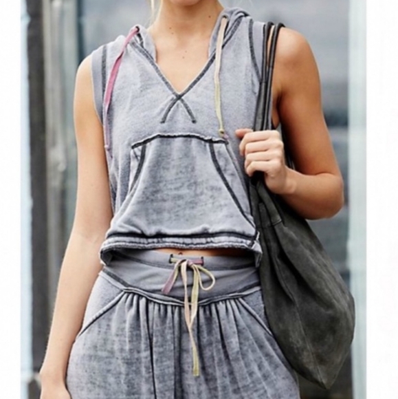 🆕️ FP Movement Meadowbrook Hoodie - Picture 1 of 3